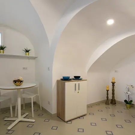 To Be Guest house